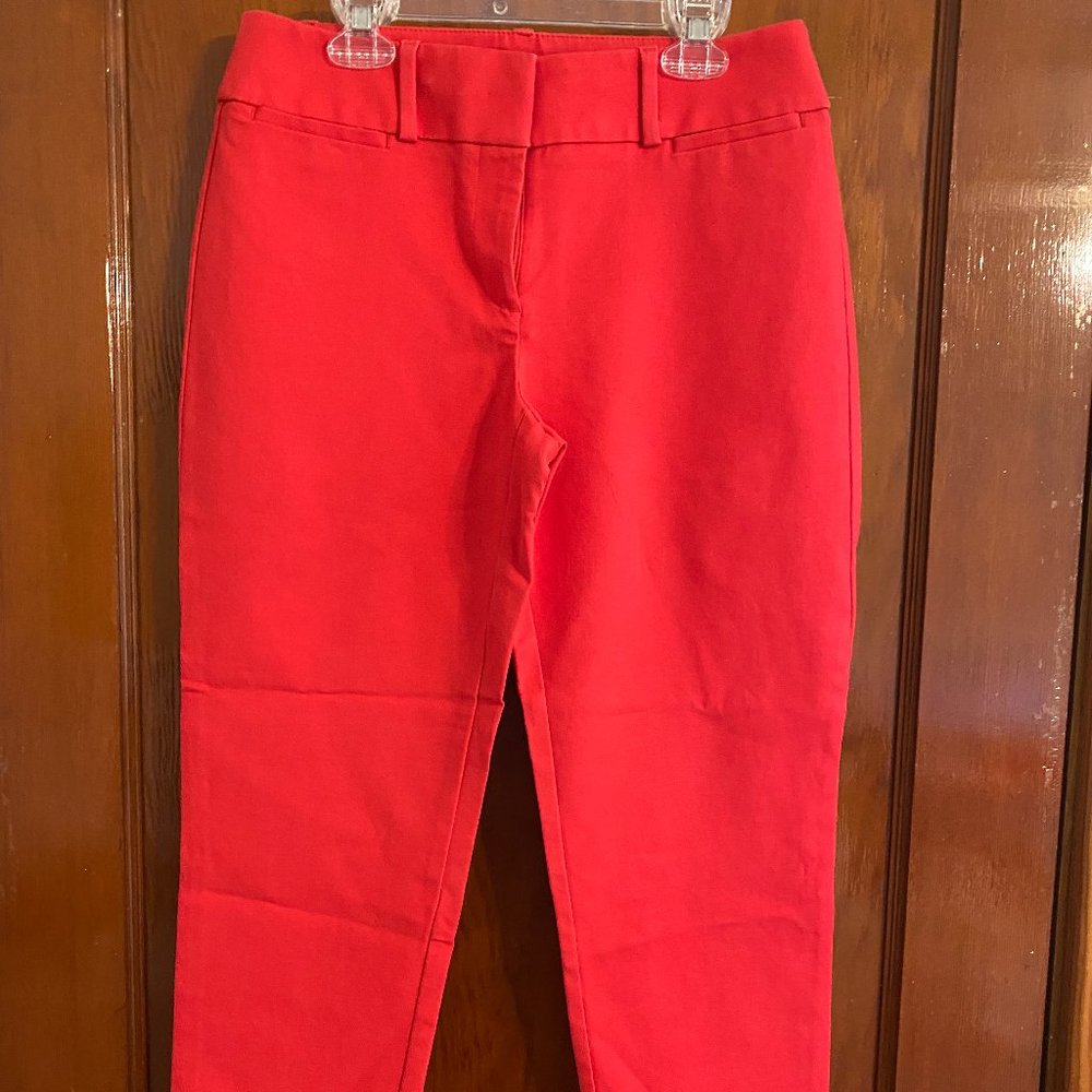 Bright cropped pants
